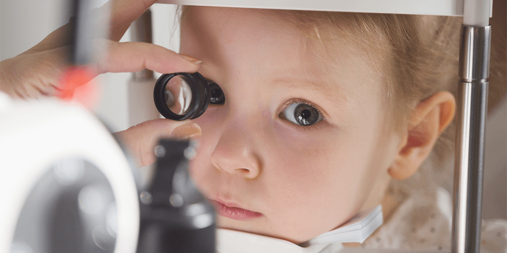 子供の遠視について治療方法や見つけ方について解説