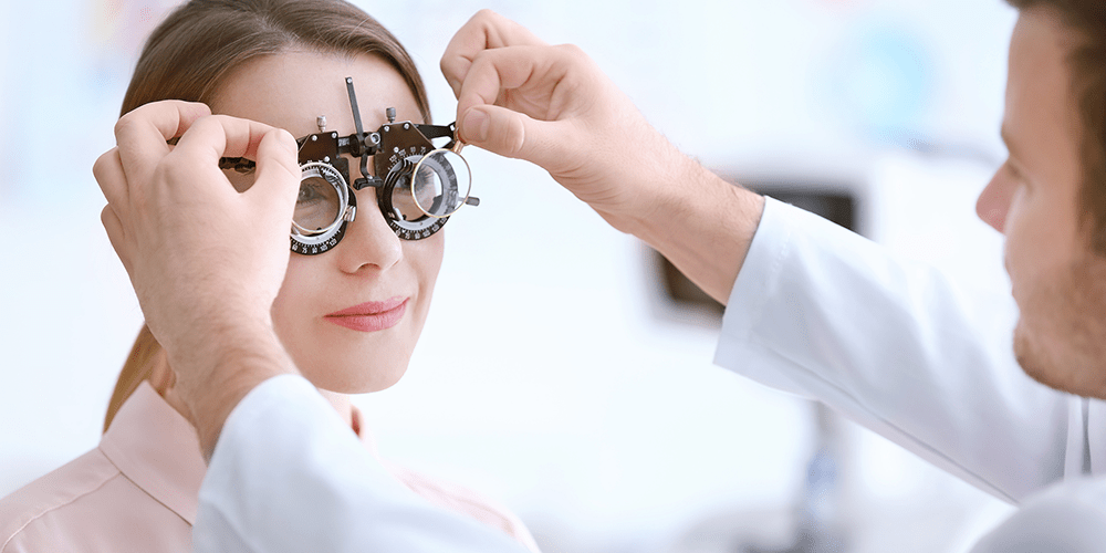 メガネの度数とは？処方箋にある用語の意味や測り方、視力との違いを解説！