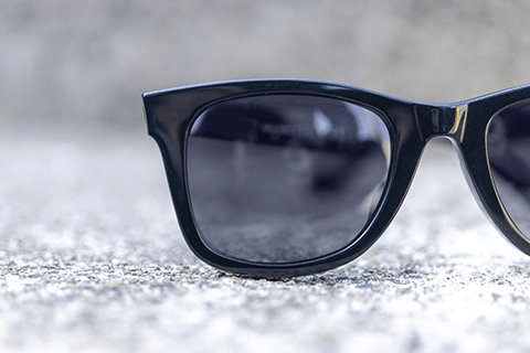 グレー系レンズイメージ