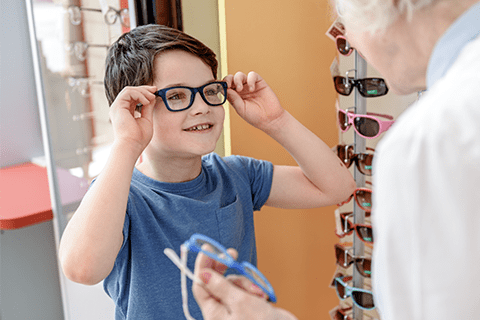 メガネによる矯正