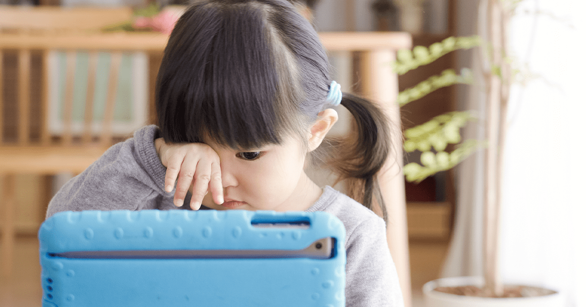子供の視力低下の原因と予防法！メガネの必要性や眼科での治療も紹介