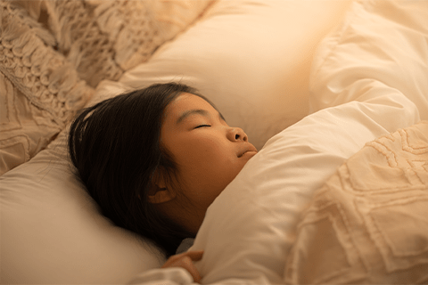ぐっすり眠る子供